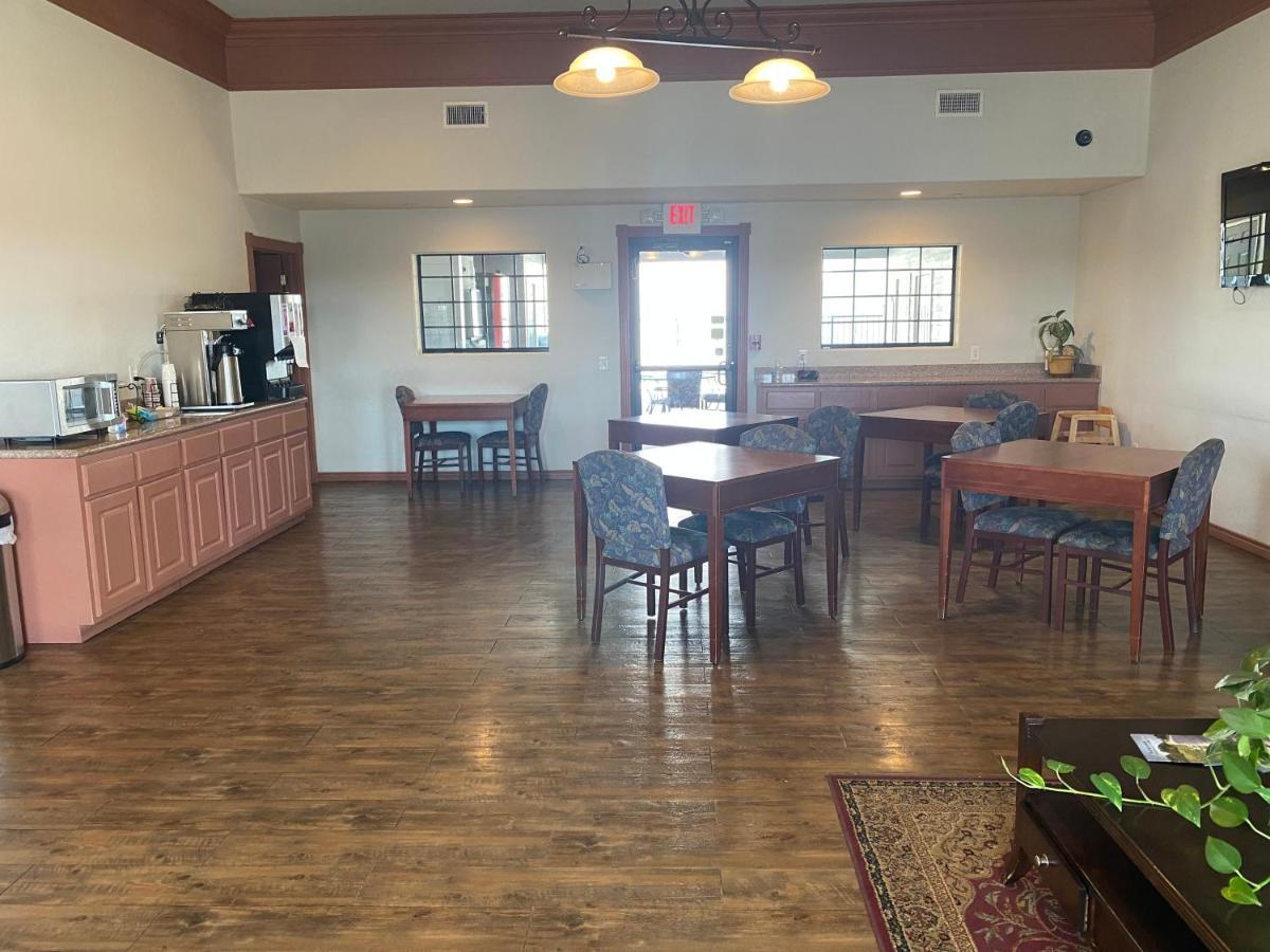 Southern Inns And Suites Now Offering Rv Spaces For Rent Yorktown Eksteriør billede