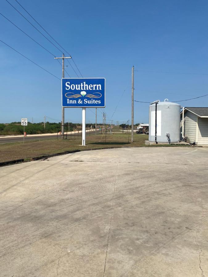Southern Inns And Suites Now Offering Rv Spaces For Rent Yorktown Eksteriør billede