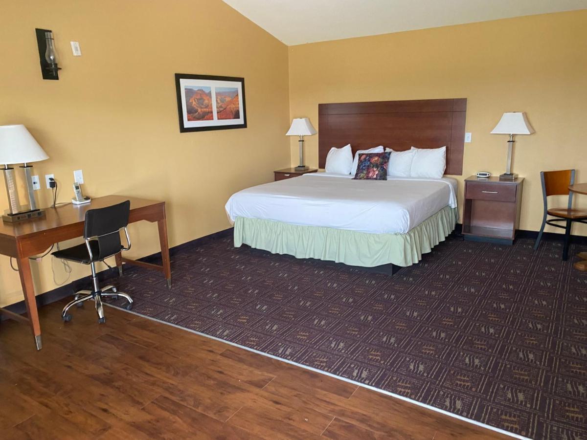 Southern Inns And Suites Now Offering Rv Spaces For Rent Yorktown Eksteriør billede